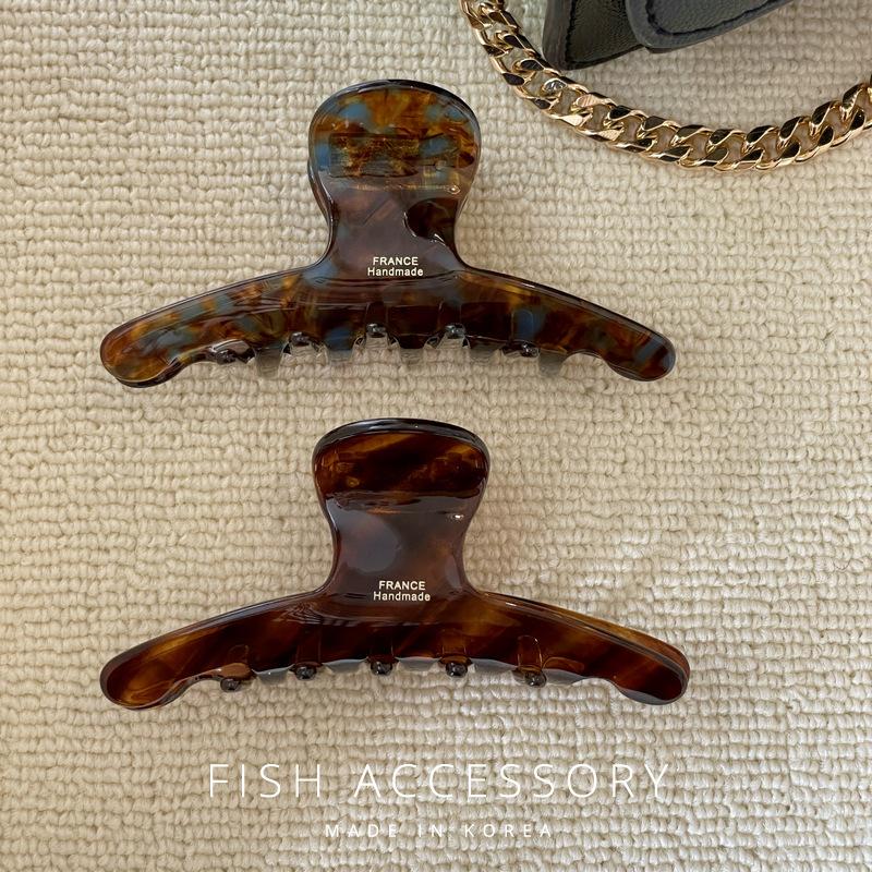 High-end and Elegant, Semi-styled Hair Grabber Lines, Mint Deep Brown Arc-shaped Hair Grabber, Shark Clip