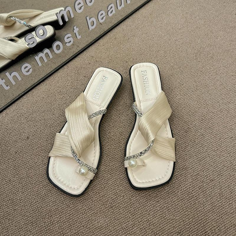 

Fashion Summer Women Slippers 2025 Pearl Fashion Flat Clip Toe Flip Flops Outdoor Casual Non-slip Beach Slipper Female Square Toe Sandal 35