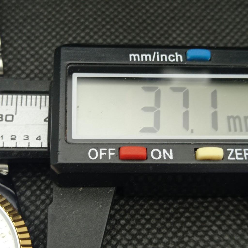 USED SEIKO 5 AUTOMATIC JAPAN MENS RARE GOLDEN MOVEMENT WATCH 575b-a305137-2 SKU575b-a305137