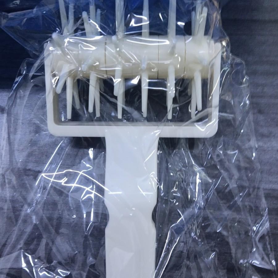 Plastic Lattice Cutter & Dough Roller for Pizza, Cookie, or Pie Crusts