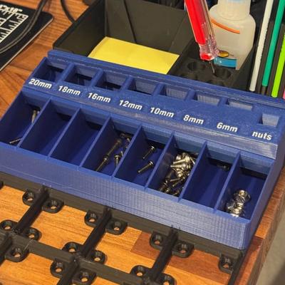 M3-Bolzensortierfach mit 7 Messschlitzen, Präzisions-M3-Schraubenbolzenlängen-Sortierbox, robuster Kleinteile-Schrauben-Hardware-Organizer