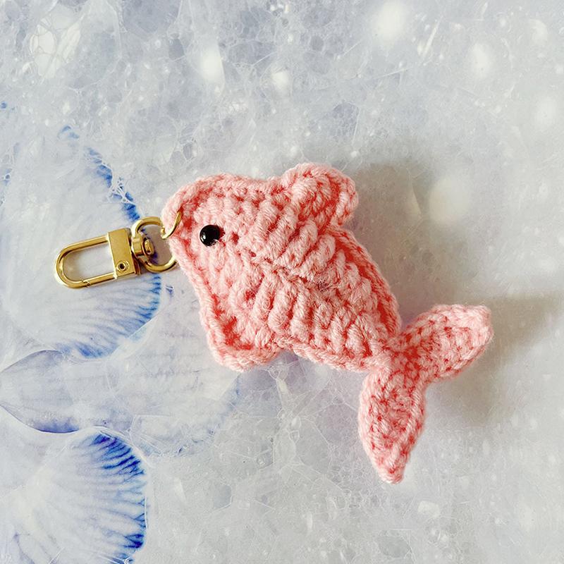 Creative Cartoon Wool Crochet Cute Small Fish Keychain Pendant Woven Key Ring Bag Ornament Hanging Decoration