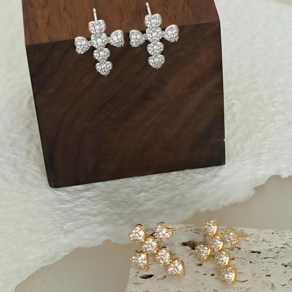 Diamond Cross Stud Earrings - Elegant, Versatile, High-End Design