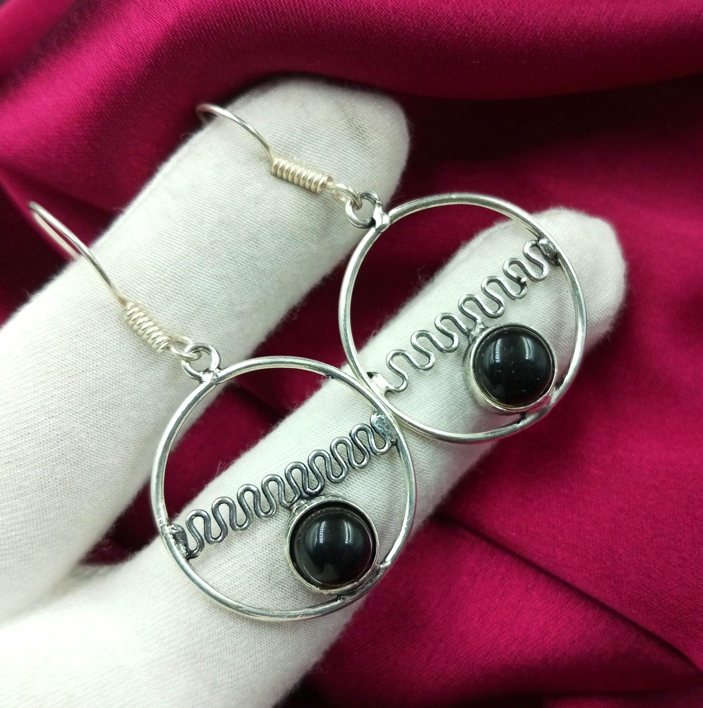 

Черный оникс Gemstone 925 Sterling Silver Plated Women Hook Earrings EEJ-E42