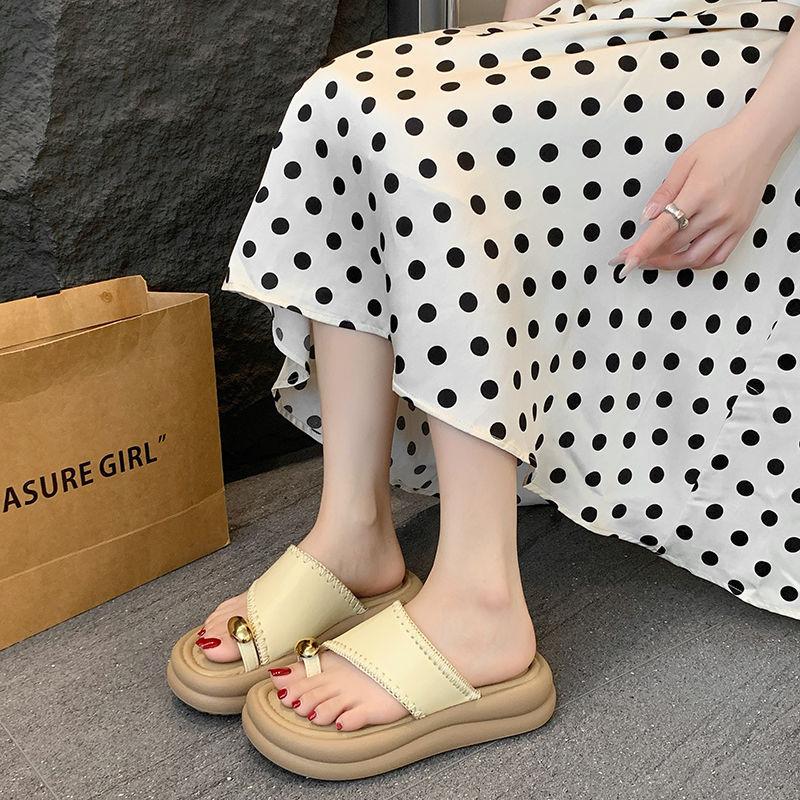 Set of Toe Cool Slippers Women's Summer 2025 New Fashion Work with Skirt Cool Slippers Thick Bottom Beach Travel Tide