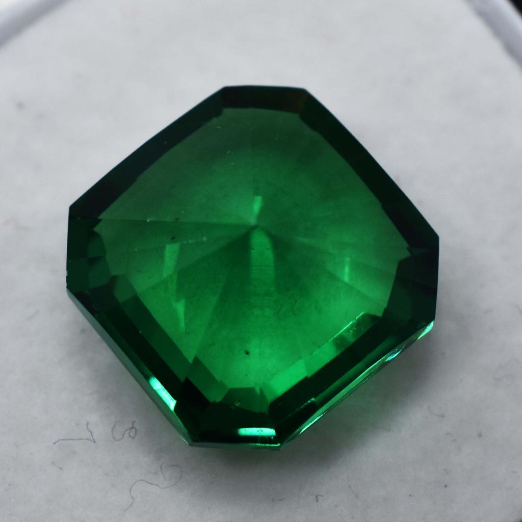 Genuine Green Garnet Natural Square Cut 8.15 Ct Loose Gemstone