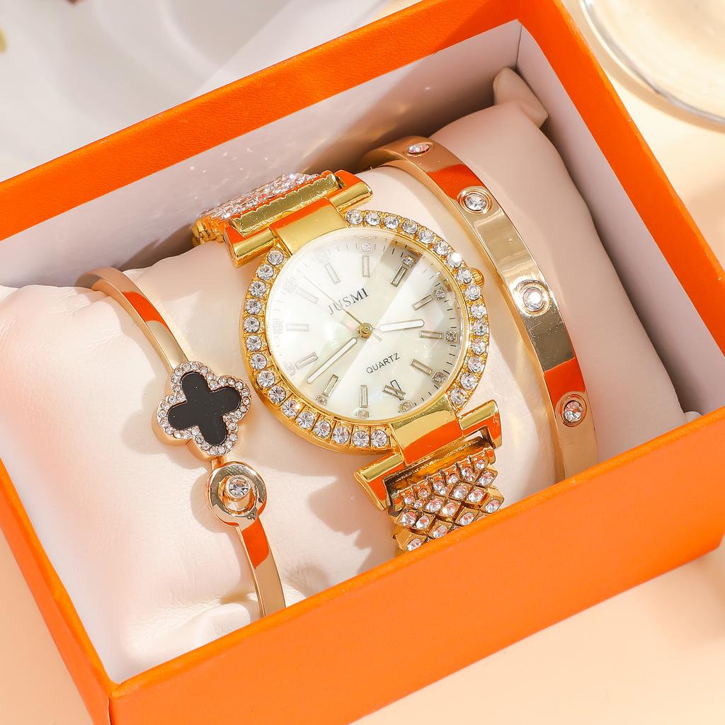New diamond inlaid starry sky fashion retro high design sense simple luxury ladies quartz watch bracelet three-piece set