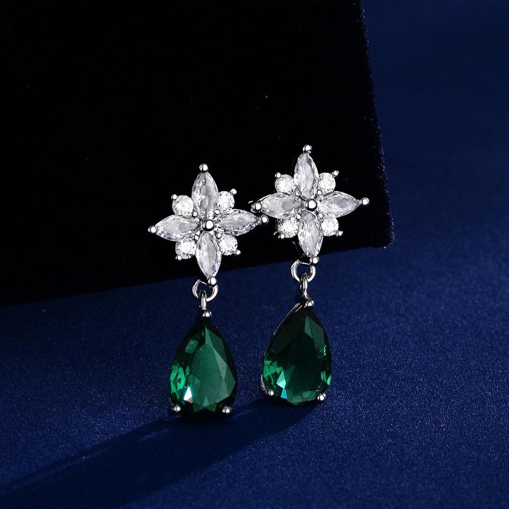 Emerald Diamond Water Drop Square Stud Earrings: Elegant Retro Fashion for Women