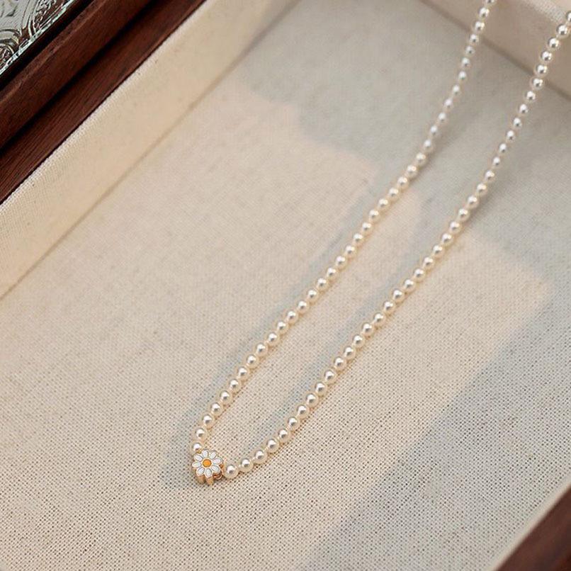 Elegante Gänseblümchen-Perlen-Choker-Halskette: High-End, Ultra-Feines, Leichter Luxus Design für Damen