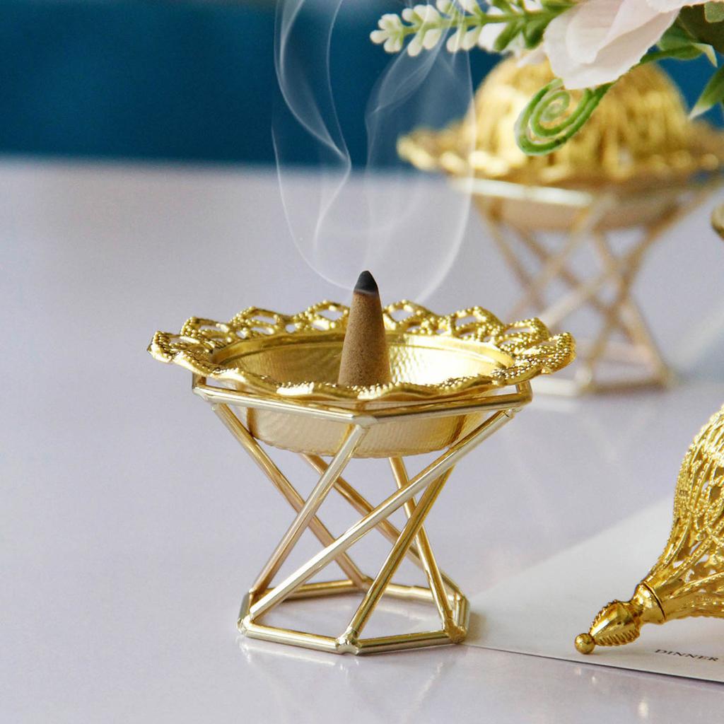 Gold Incense Burner Exquisite Rust Prevention Metal Vintage Incense Burner for Home Decoration Bedroom