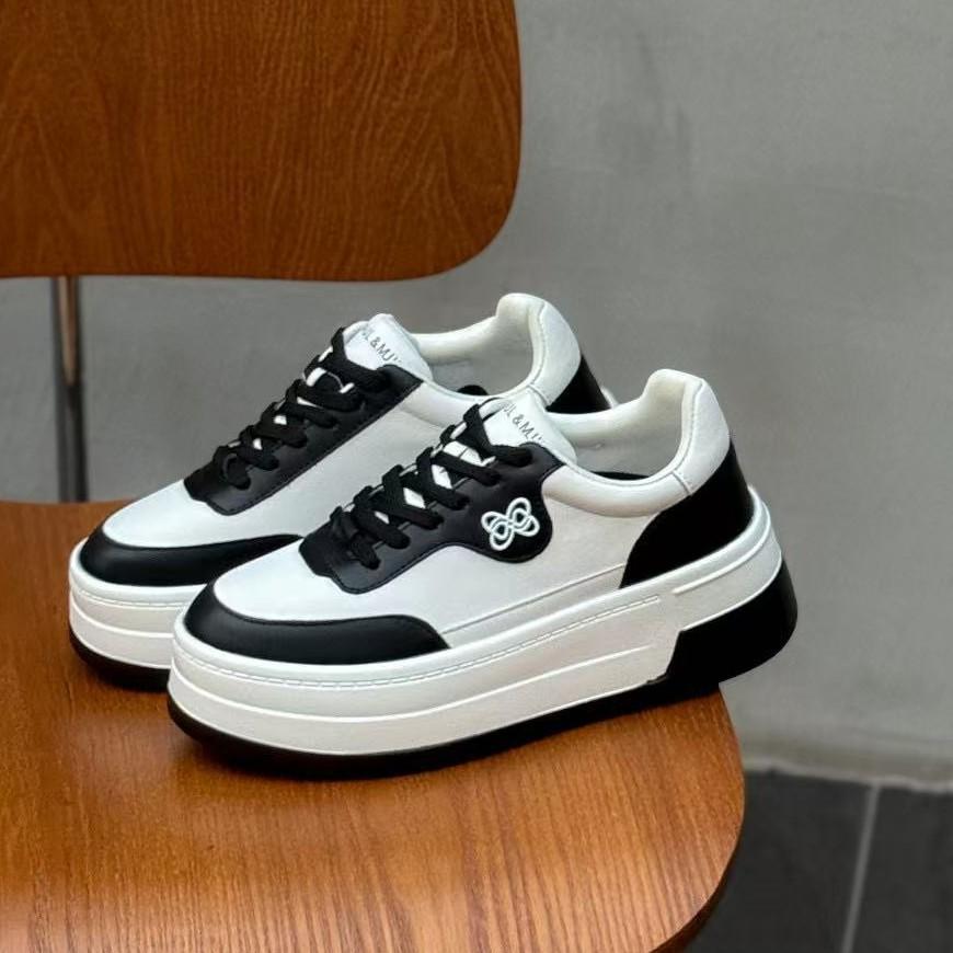 Autumn new heightening fashionable versatile muffin platform casual sports shoes women's color matching white shoes