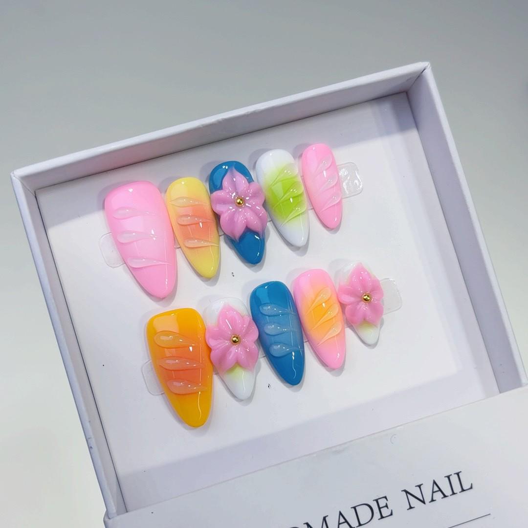 Sweet Floral Carved Press-On Nails - 10 French Almond Pieces Medium