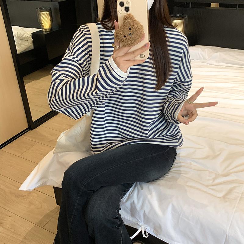 Korean Chic Striped Contrasting Round Neck Long-sleeved Sweatshirt for Women In Autumn and Winter, Lazy Style, Loose Casual Inner Wear, Beautiful Top
