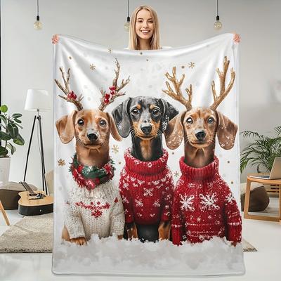1pc, Christmas Dachshund Reindeer Antler Pattern Flannel Blanket, Afternoon Nap Blanket, All-Season Use, Suitable for Travel And Gifting
