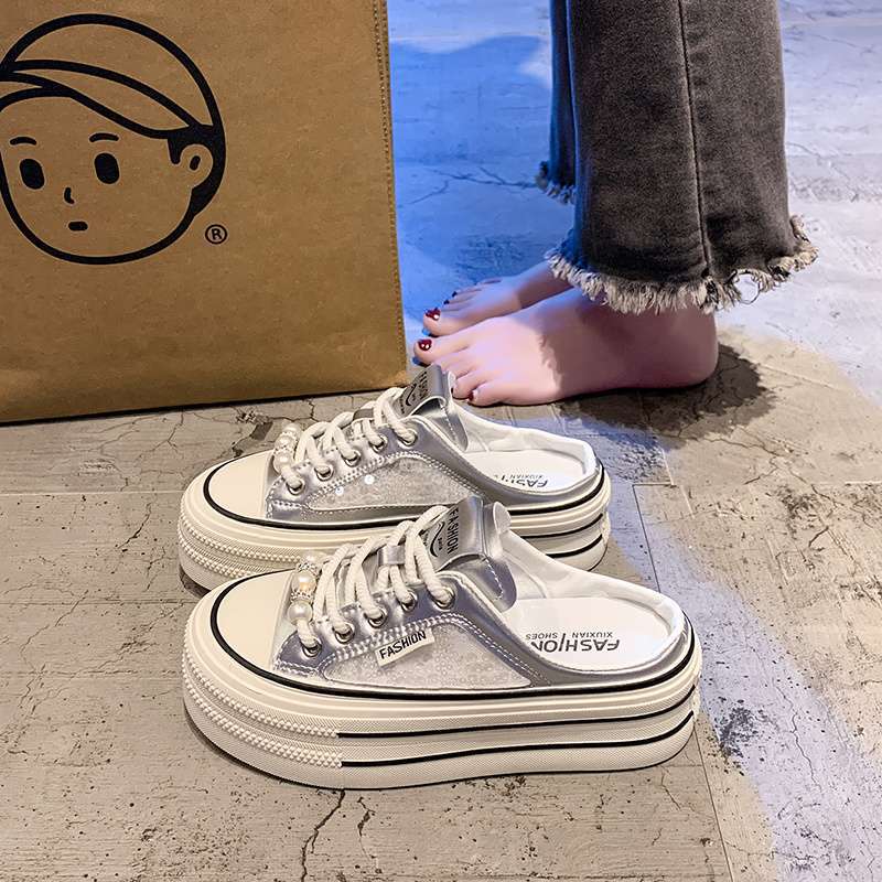 

Silver mesh bag head half slippers women s summer wear 2025 new muffin little white shoes versatile height-increasing lazy shoes 55 серебряный
