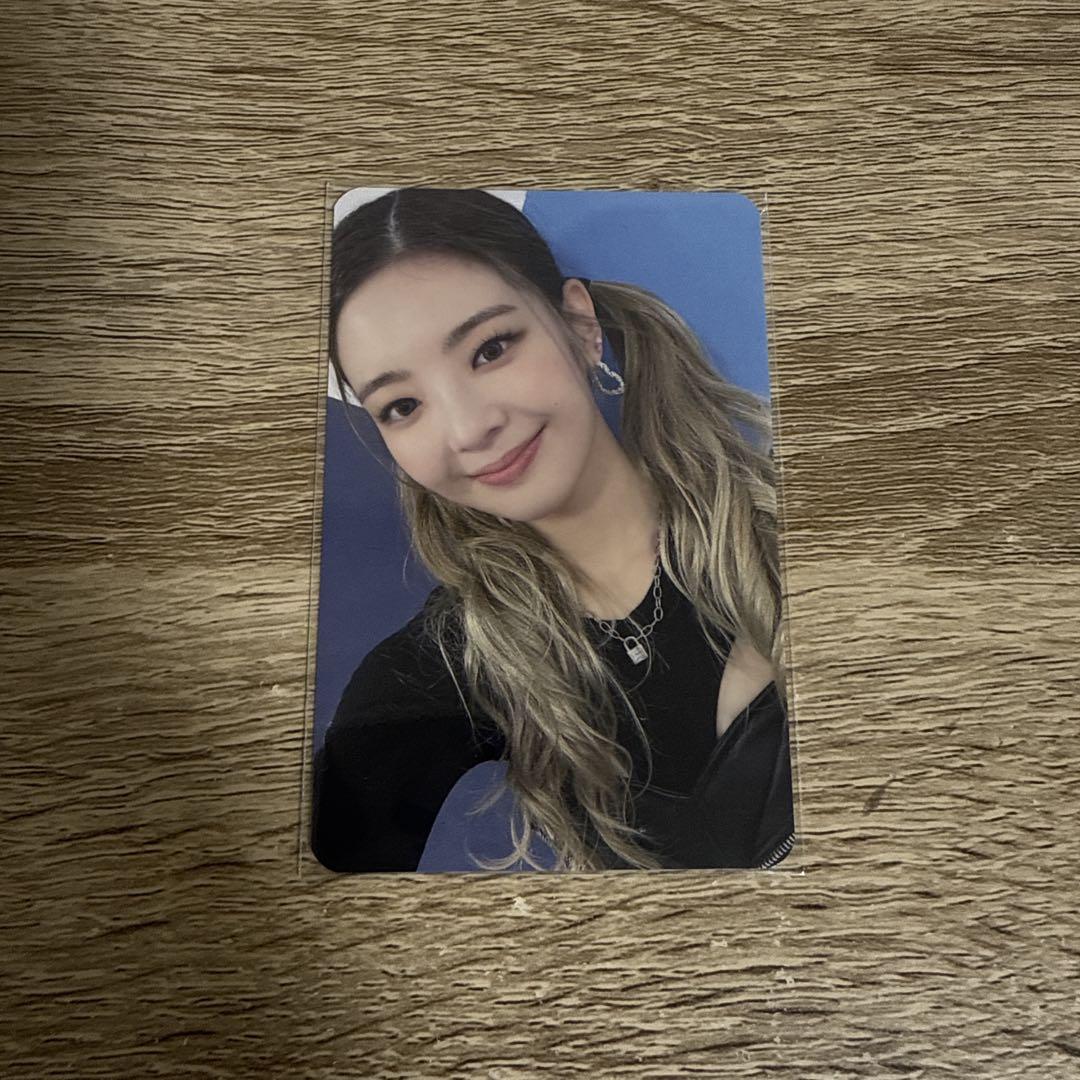 

[USED] ITZY Rear Trading Card Loco Crazyinlove MMT