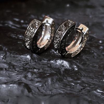 Boucles d'oreilles à boucle d'oreille assorties noir et argent avec motif d'herbe de Tang, personnalité polyvalente pour femmes, design de niche Ins, nouvelle tendance