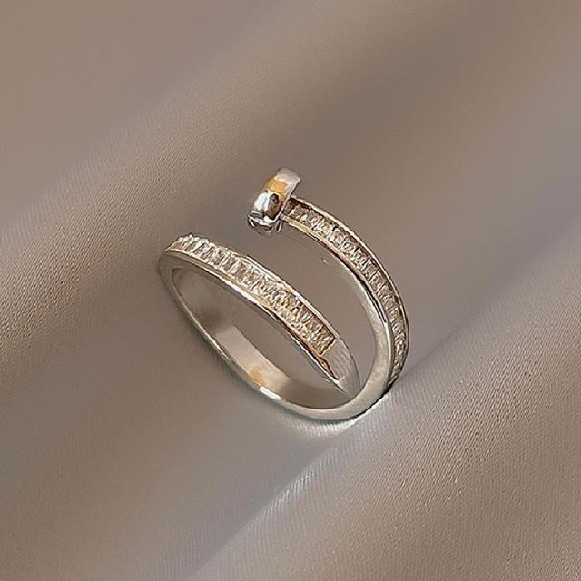 

Корейская мода ювелирные изделия простое роскошное полное цирконовое кольцо с буквами элегантное женское выпускное вечернее открытое кольцо Resizable чёрный