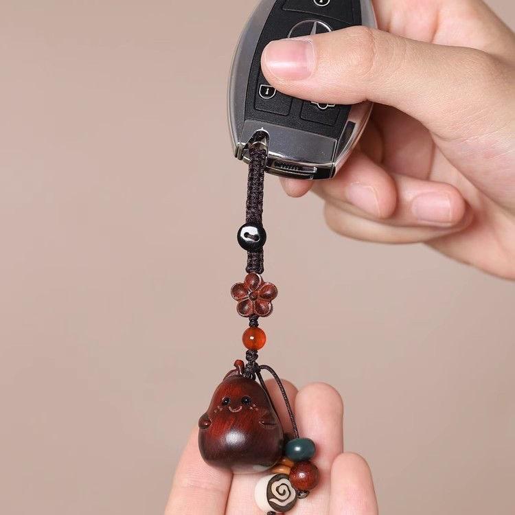 Sandalwood Cartoon Pear Inseparable Couple Mobile Phone Chain, Solid Wood Carving Crafts, Cute Pear Bag Decoration Pendant