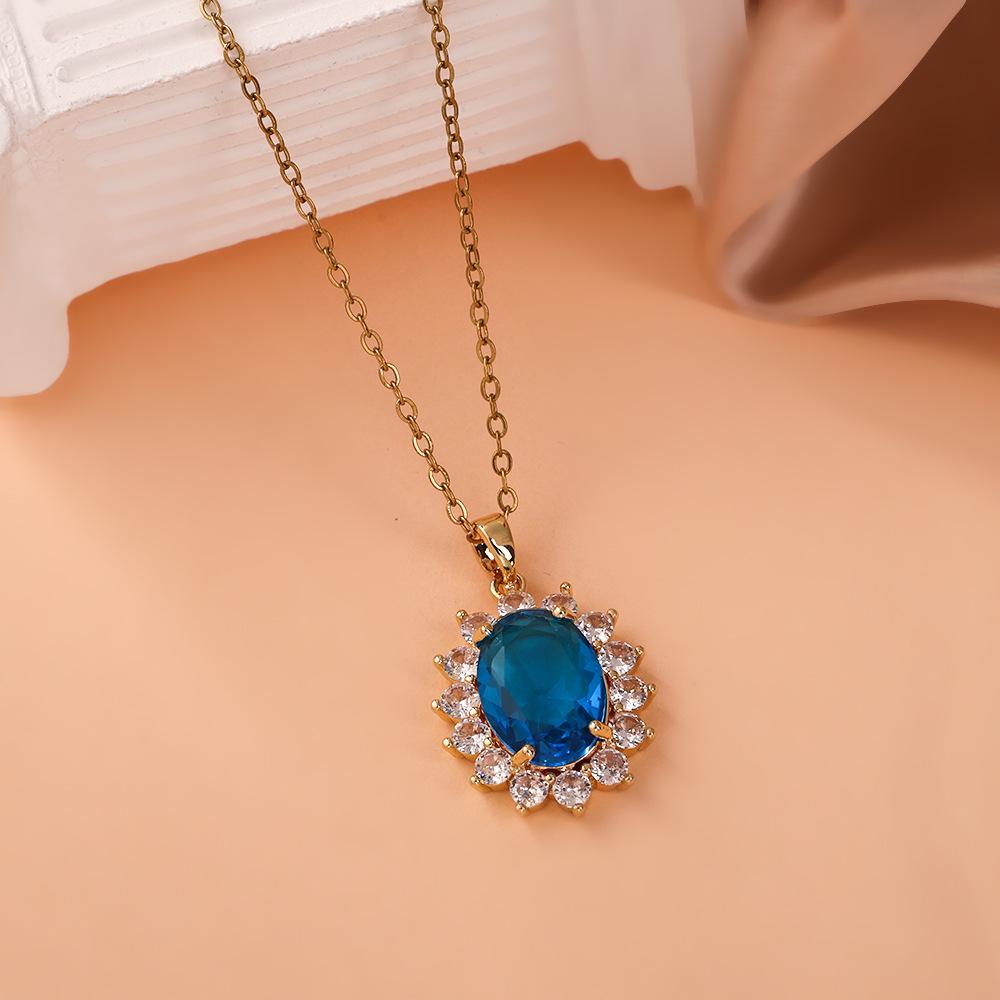 Women's Luxury Titanium Steel Pendant Clavicle & Long Sweater Necklace - Niche Design