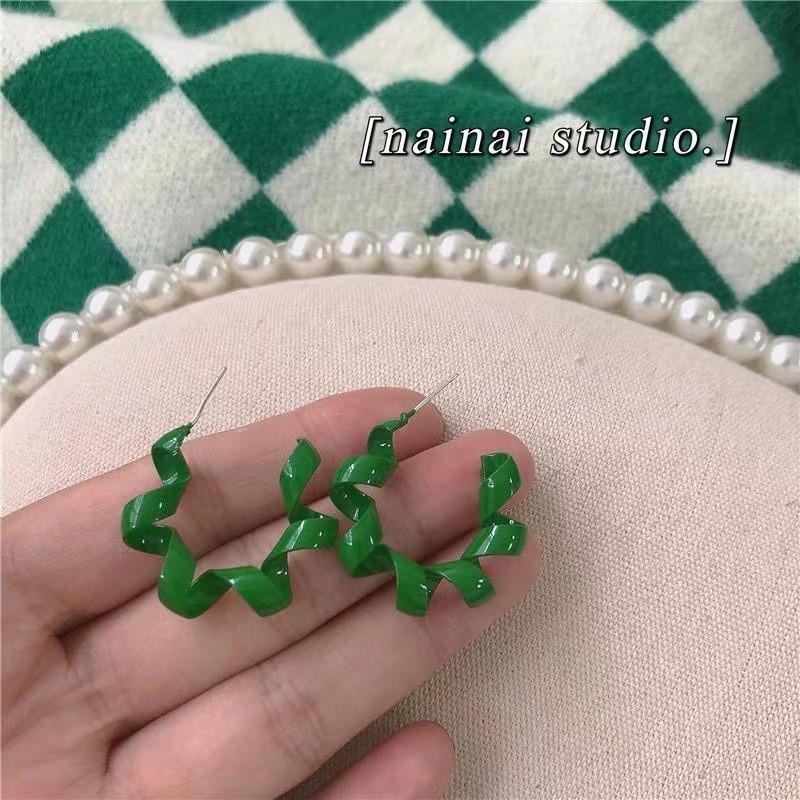 Modré gradientní květinové náušnice s pečeným lakem - Puzetky ve tvaru sladkého srdce pro ženy, Letní šperky