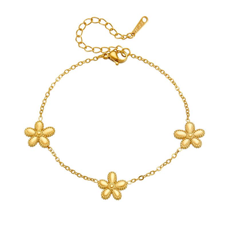 18K Gold Plated Dainty Chain Bracelet with 3D Flower Charms, Adjustable Minimalist Floral Bracelet, Elegant Jewelry for Women Daily Wear Gift