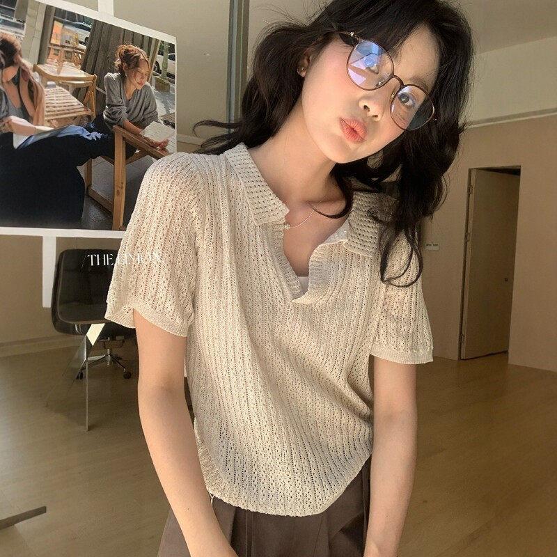 Oatmeal temperament hollow polo collar short-sleeved knitted sweater women's summer old money style high-end front shoulder t-shirt top