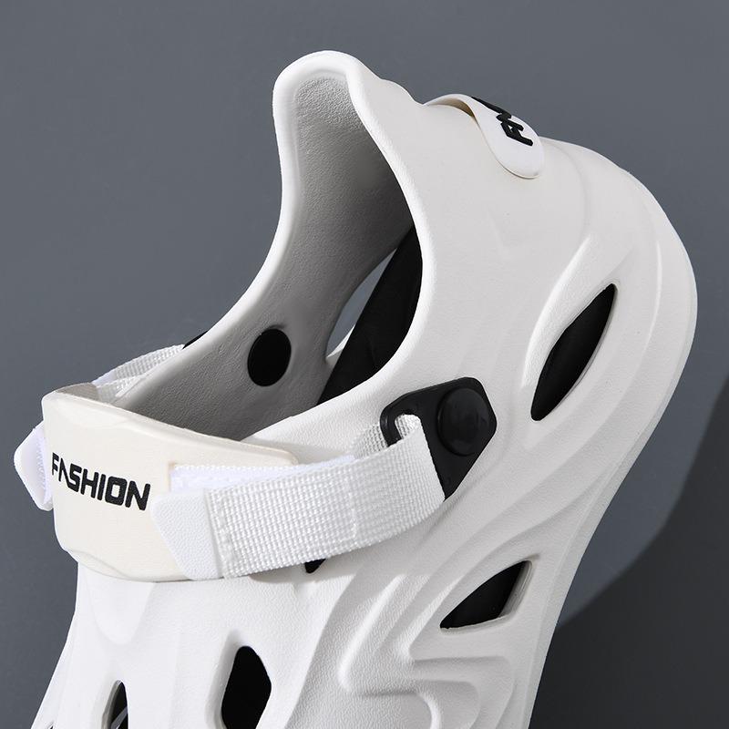 Men's sandals summer hole shoes outside casual beach bag head non-slip deodorant couple cool slippers men