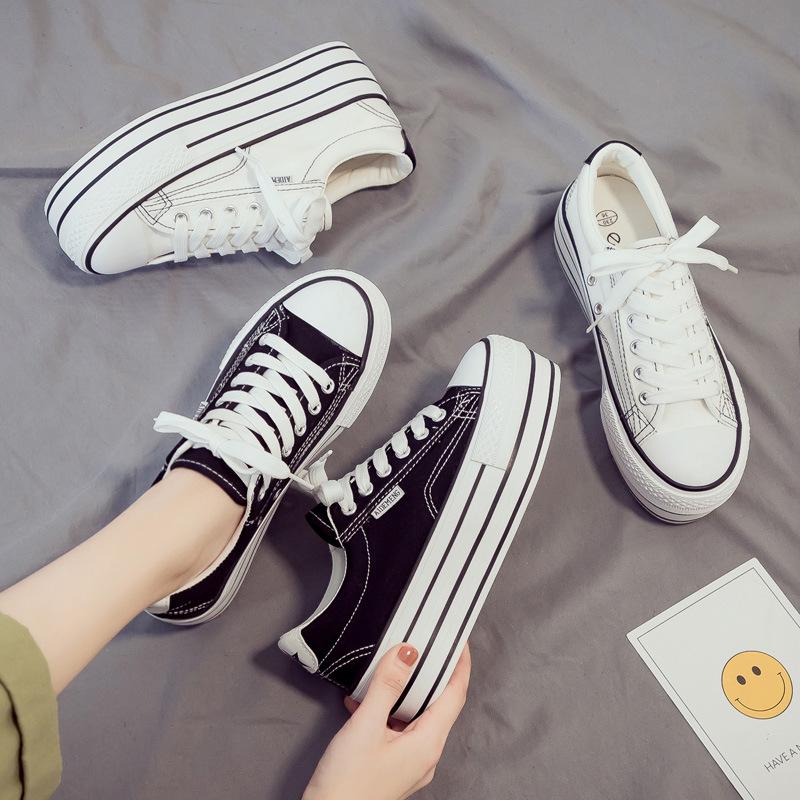 Women's Thick Soled Canvas Shoes Sponge Cake Heel Boosting Sports Shoes Casual Canvas Shoes Breathable Sports Shoes