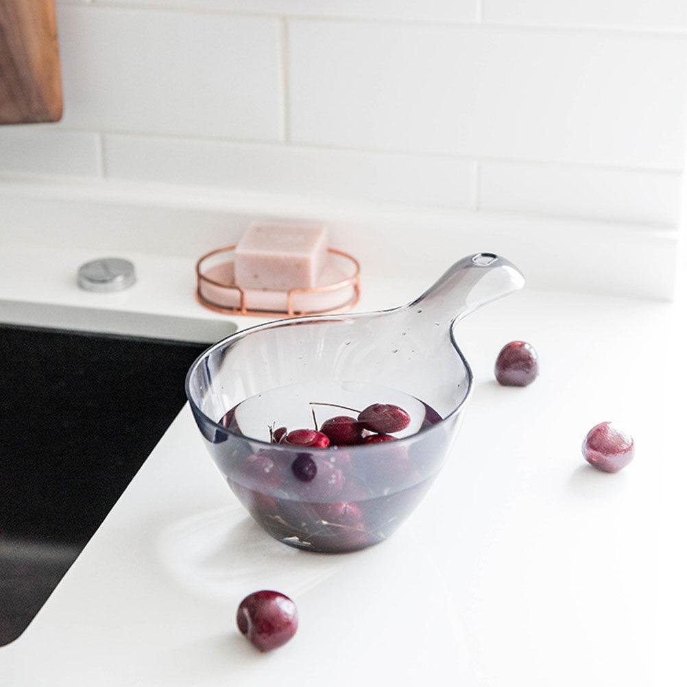 High Grade Plastic Reusable Water Scoop Large Capacity Kitchen Ladle for Watering Flowers Scooping Water Home Use Hanging Hole