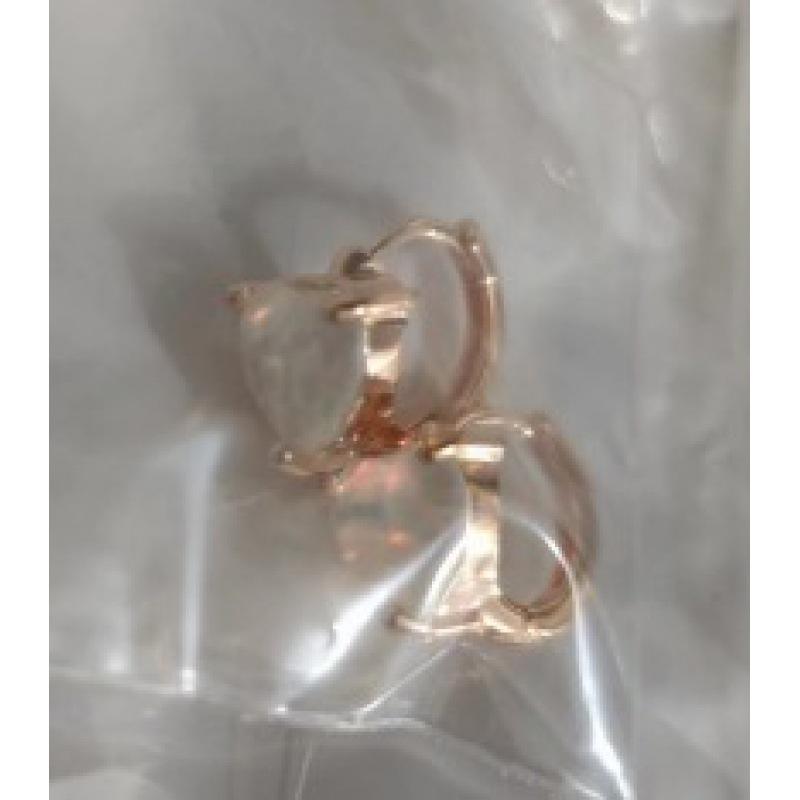 Hot Sale Popular Peach Heart White Opal Ear Buckle European and American Simple Design Advanced Ins Niche