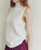 LOVEUSU Wool Halter Neck Sleeveless Knit (White)