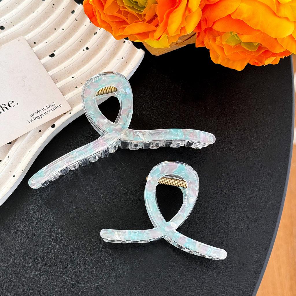 Chic Large Mermaid Hair Claw Clip For Sophisticated Updos And Ponytails In Various Colors