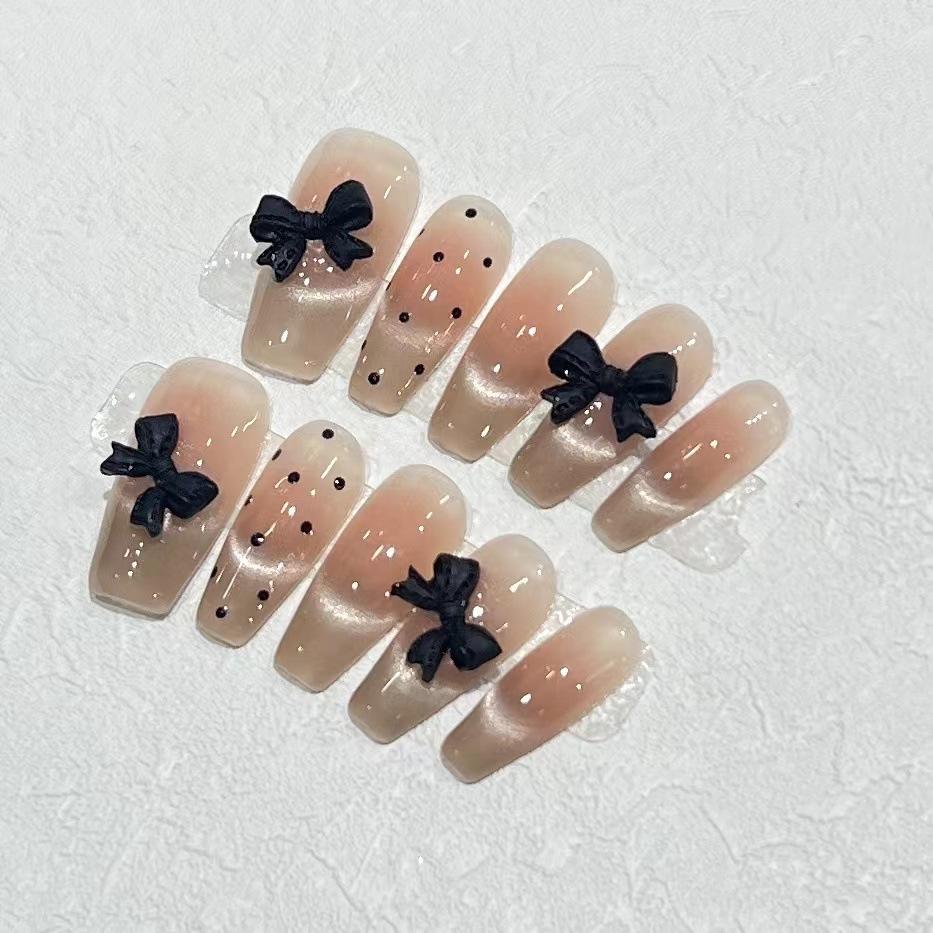 Nosit brnění Jednoduché francouzské kočičí oko Puntíkovaná mašlička Nail Art Odnímatelný kousek umělého nehtu
