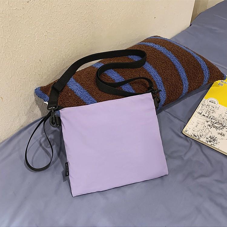 Brand new versatile envelope bag personalized outdoor handbag fashion tooling small satchel bag casual mobile phone bag