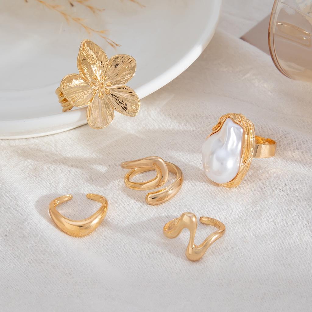 Baroque Imitation Pearl Retro Ring Design Sense Liquid Lava Flower Opening Ring