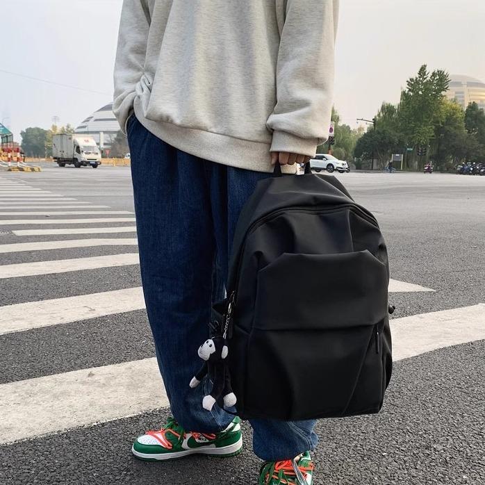 Schoolbag waterproof nylon Korean version backpack large capacity college bag men's pleated leisure travel computer backpack