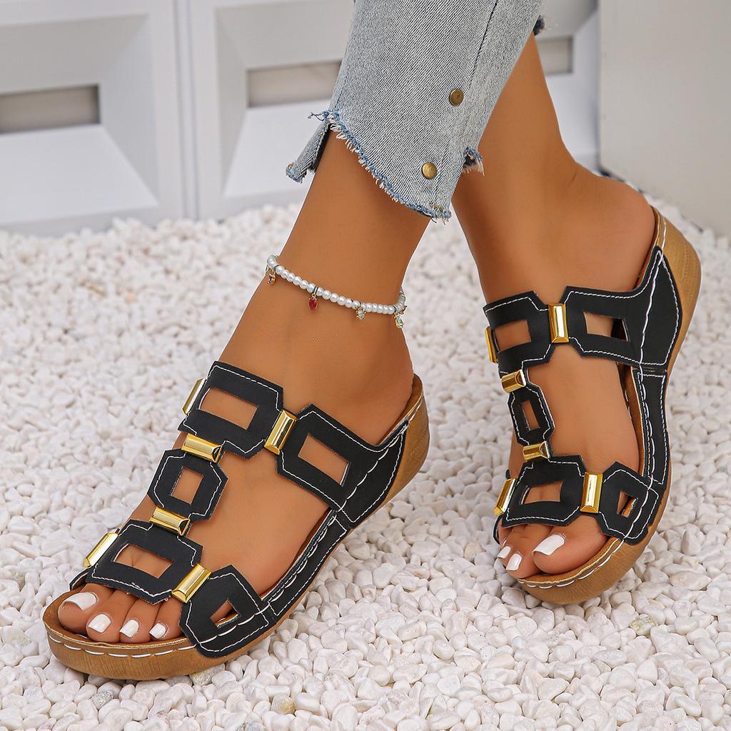 Fashion Solid Color Women 2026 Women's New Leather Fish Mouth Thick Bottom Fashionable Belt Buckle  Cool Slippers