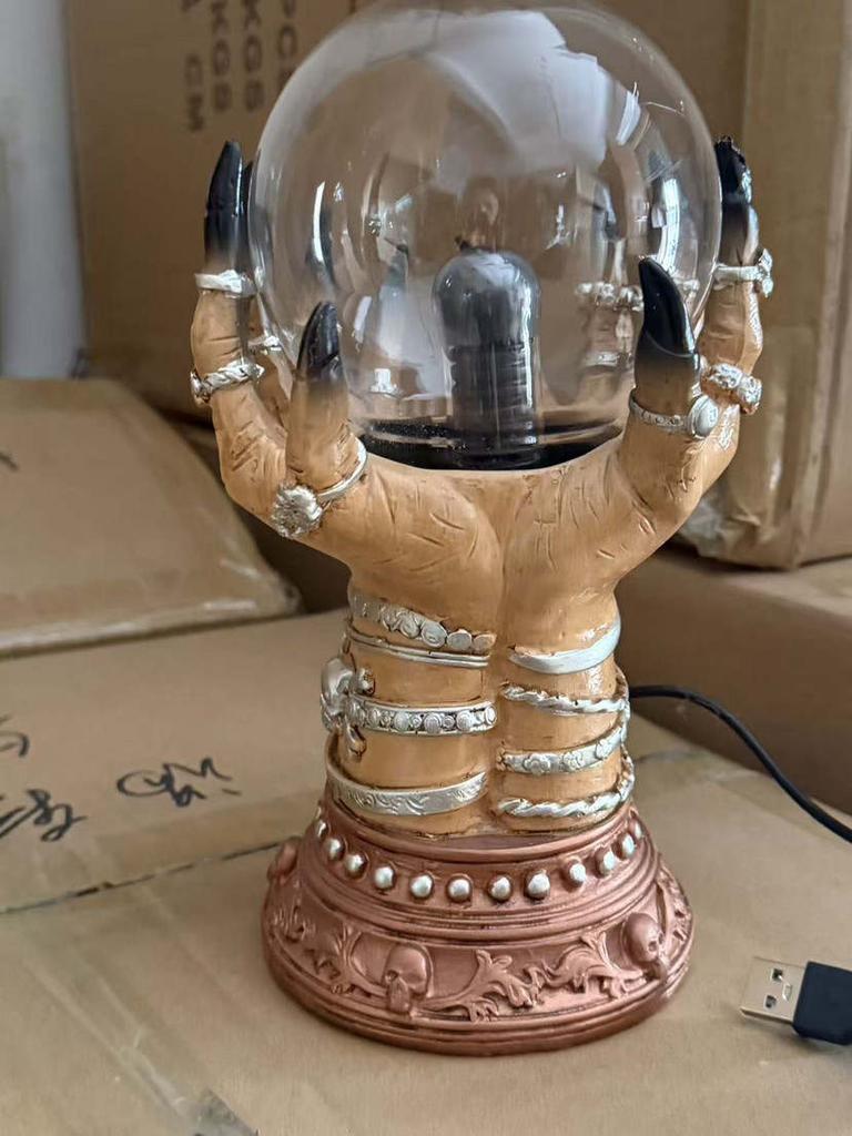 Creative Glowing Halloween Crystal Ball Portable Luminous Luxury Celestial Magic Skull Finger Plasma Ball for Home Decorate