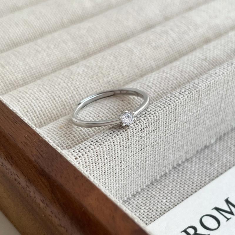 S999 Sterling Silver Six-Prong Zircon Women s Ring – Adjustable, Elegant, Light Luxury Simulated Diamond Design. Open Adjustable