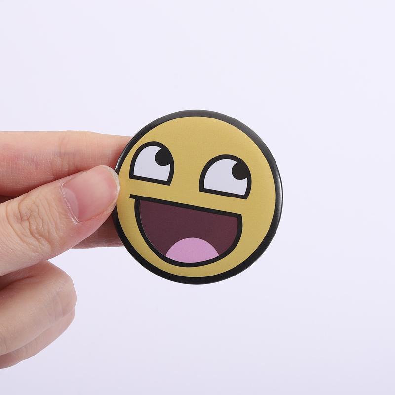 Kreslené plechové odznaky Postava ze hry Kočka Krabička Fanoušci anime Hudební kapela Odznaky na klopu Oblečení Vtipné šperky Dárek pro přátele