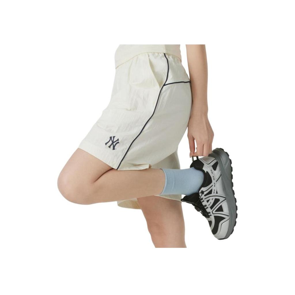 New MLB New York Yankees Casual Shorts Men's Beige 3ASMV0153-50IVS