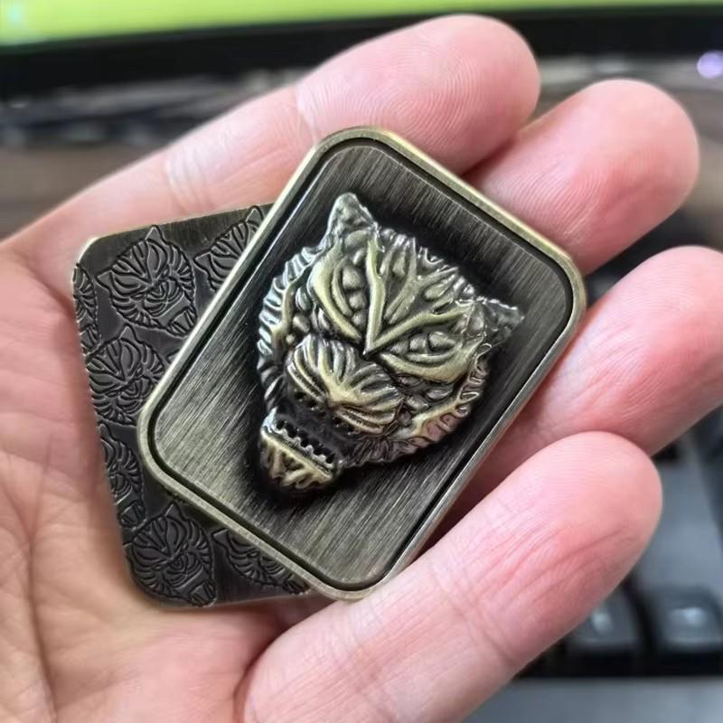 Metal Push Card Fidget Slider Poker Magnetic Haptic Coin Anxiety Adhd Stress Relief Toys Cool Edc Gadgets For Men Adults Gifts