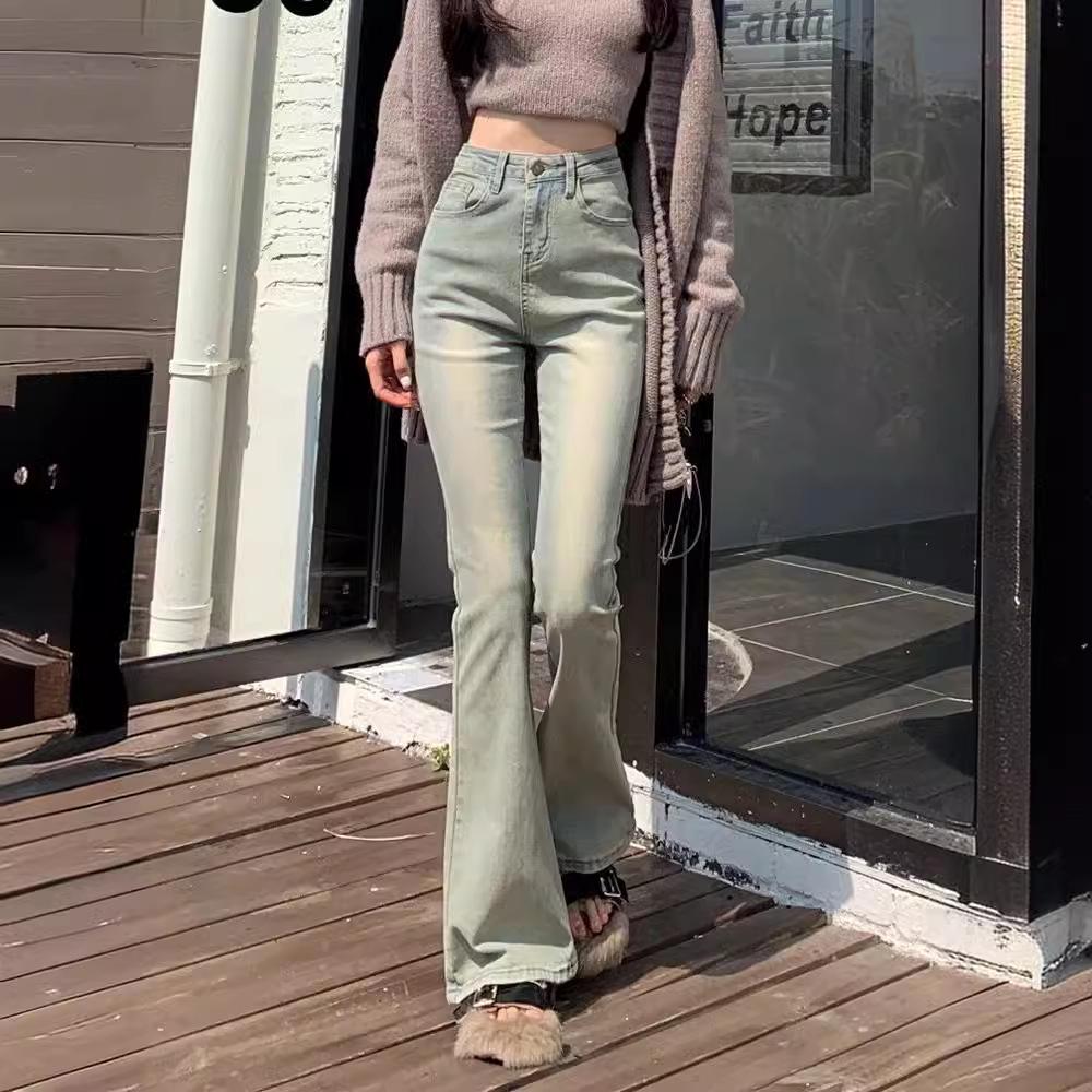 Light Color High Waist Retro Washed Slim Fit Plus Size Women's Flared Jeans