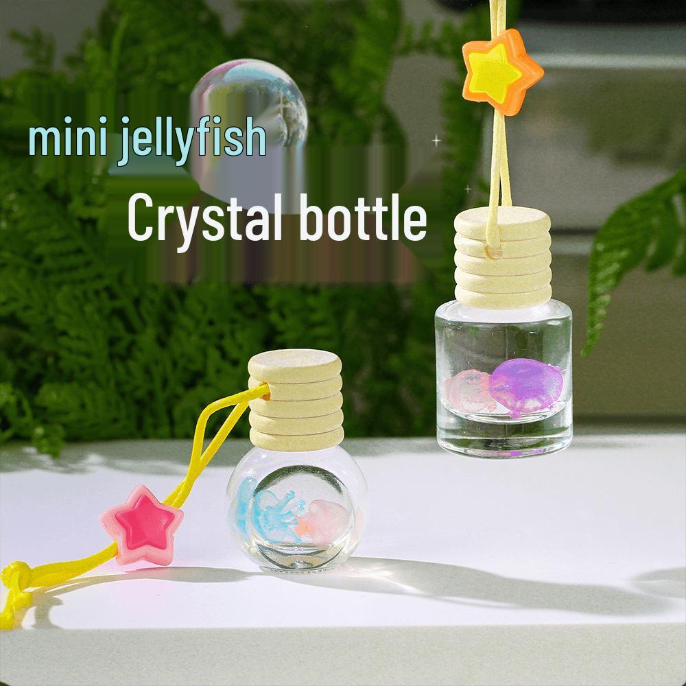 Colorful Q Version Jellyfish Crystal Pendant - Rhombus Flowing Sand Design