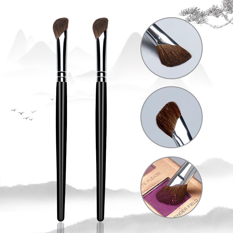 Slanted Nose Contour & Eyeshadow Brush, Horsehair Blend