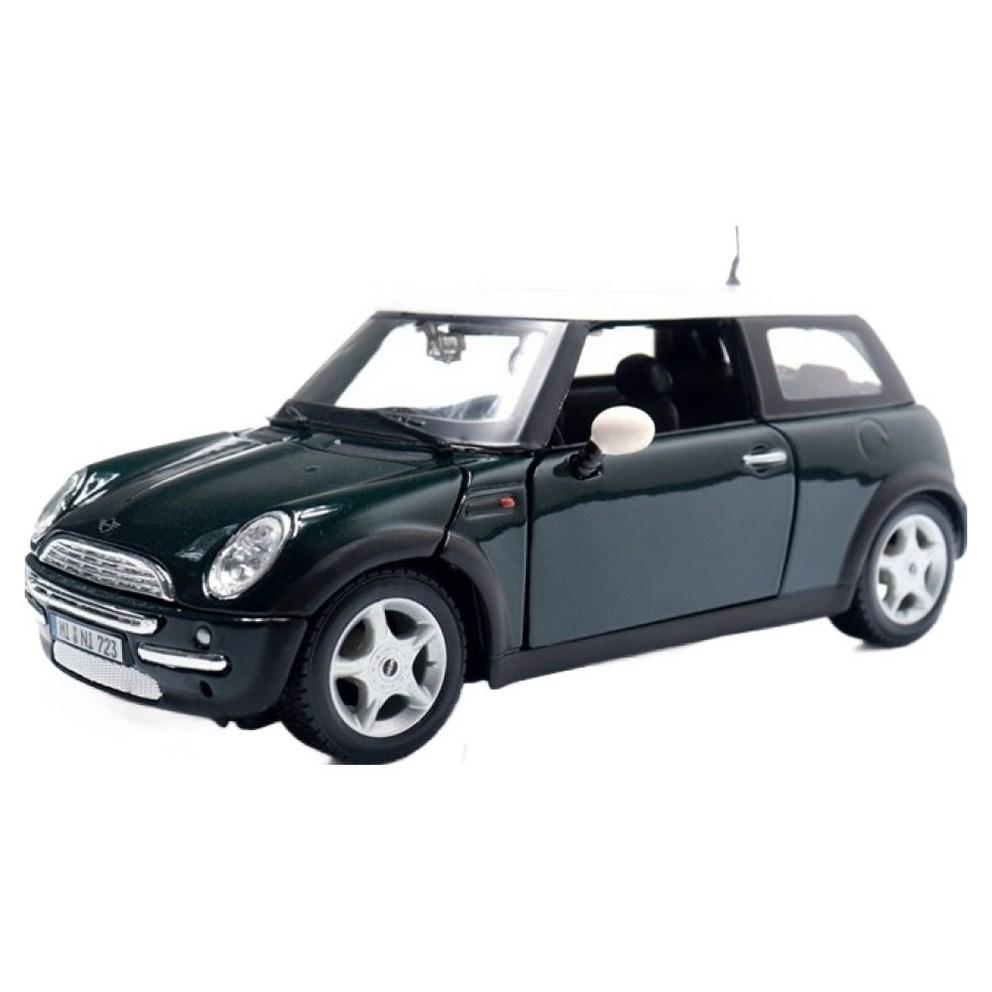 Maisto 1:24 Scale Mini Cooper Die-cast Model Car - Green