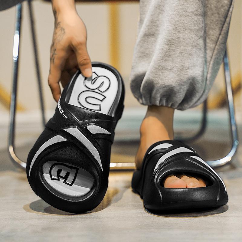 Men's Outdoor Slippers Wear EVA Material Beach Sandals In Summer Thick Sole Leisure Outdoor Sports Style Open Toe Slides