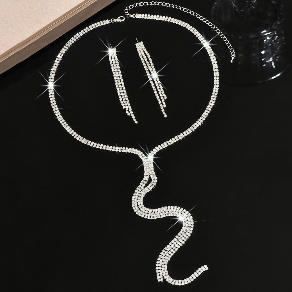 Electroplated Multi-Layer Rhinestone Claw Chain Fringed Necklace Earrings Set Women'S Fashion Flash Long Sweater Chain