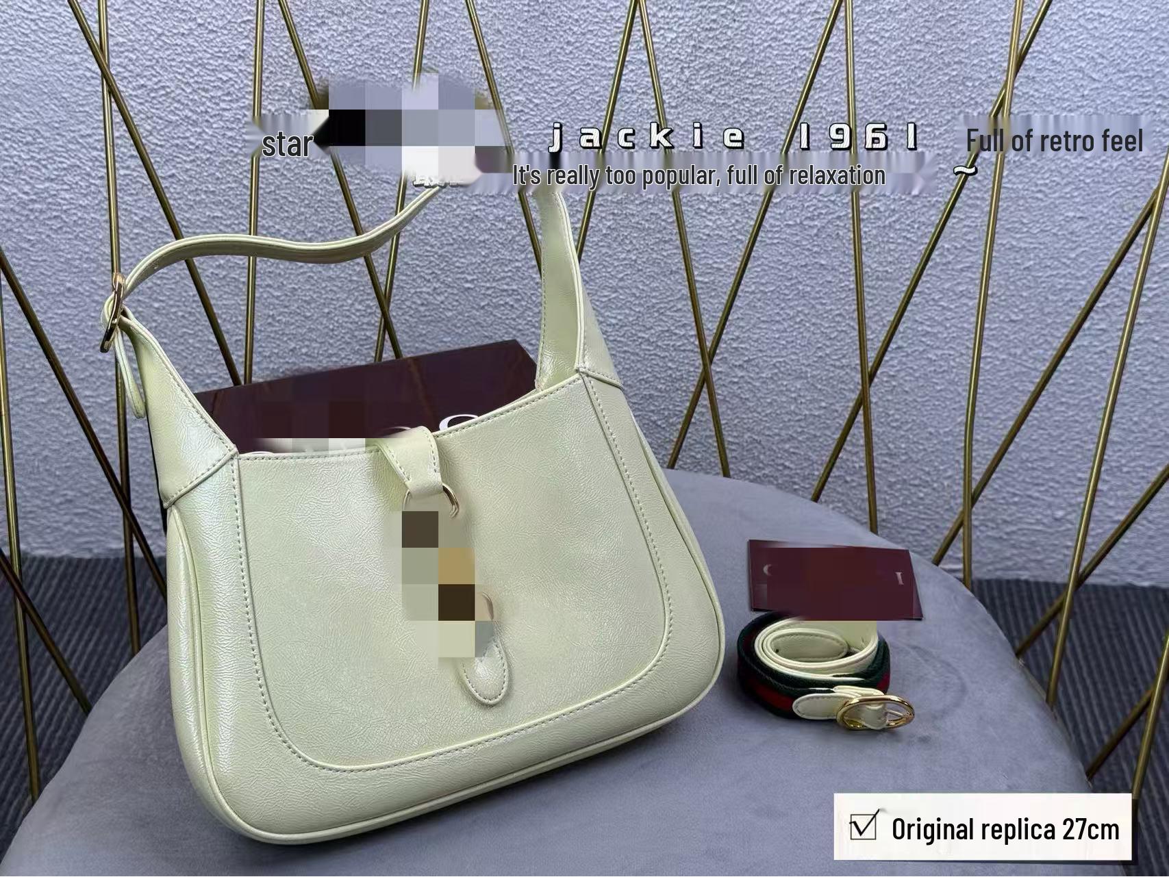 

2024 Summer Genuine Leather Crossbody Underarm Bag with Lock & Label in Celebrity Style 27*18cm вершковий/білий